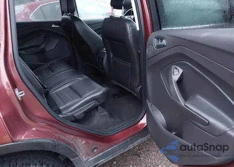 2018 Ford Escape Titanium z USA, uszkodzony, nr VIN 1FMCU9J94JUA57603